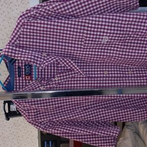 Short sleeve collared shirt